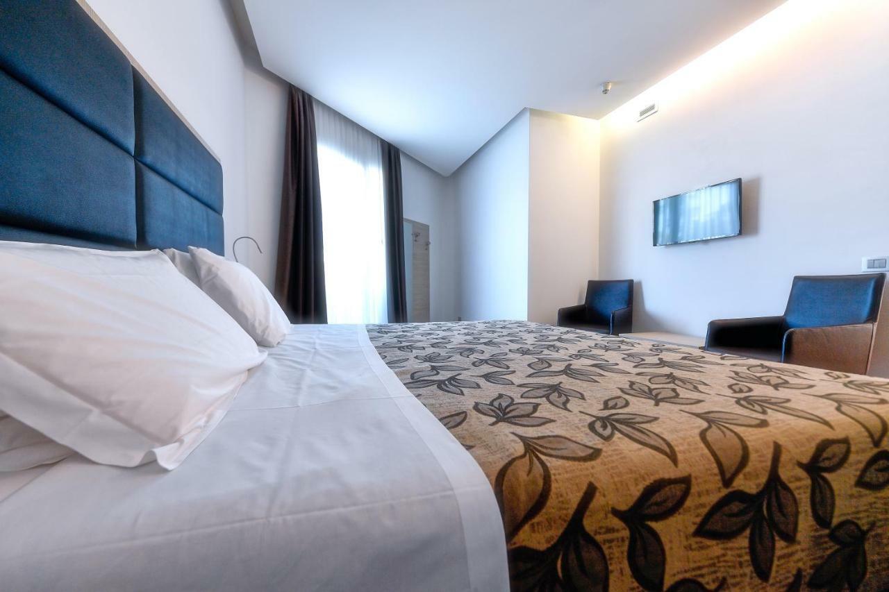 אבנו טרמה Park Hotel Terme מראה חיצוני תמונה